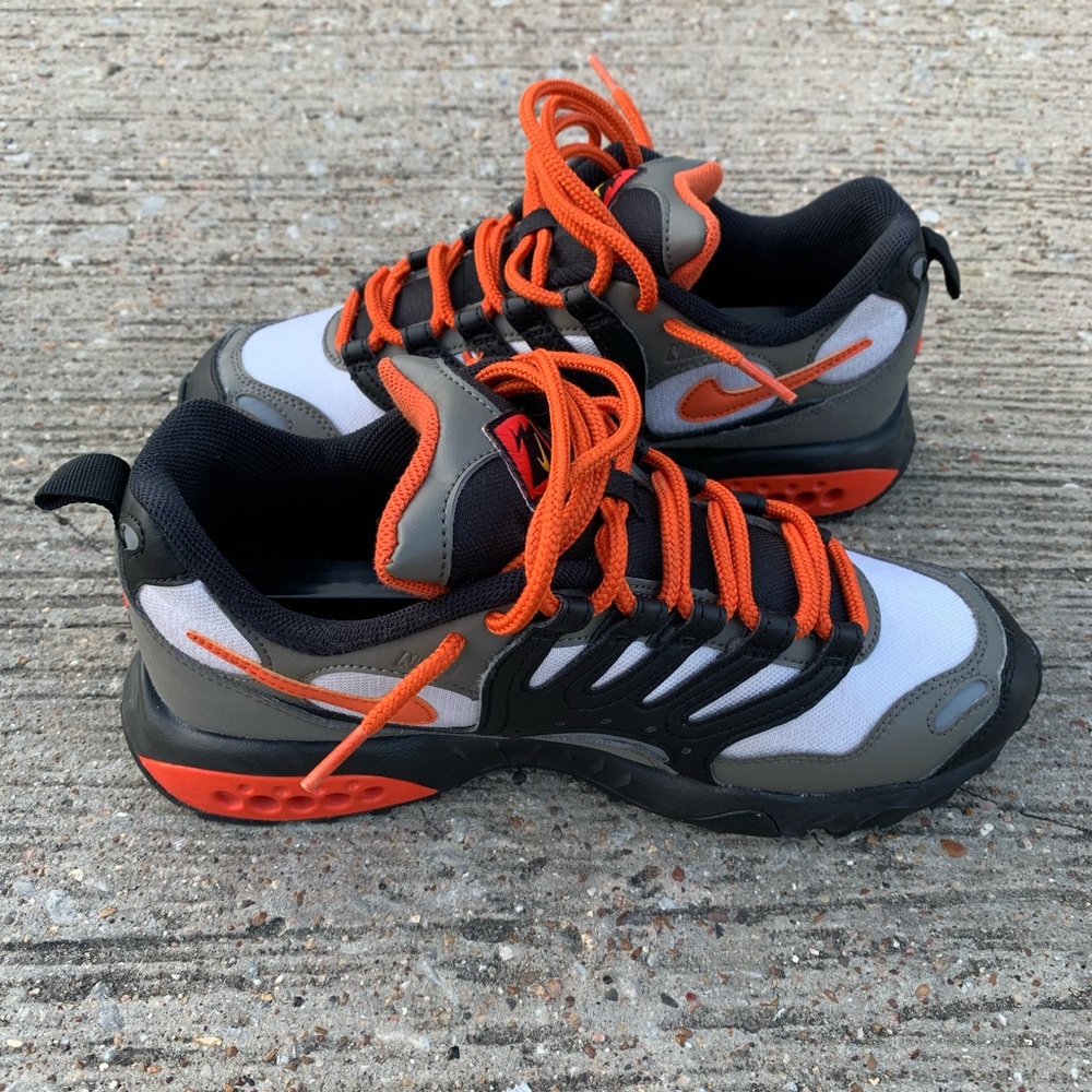 NIKE Air Terra Humara '18 (SZ 7.5) BONUS LACES